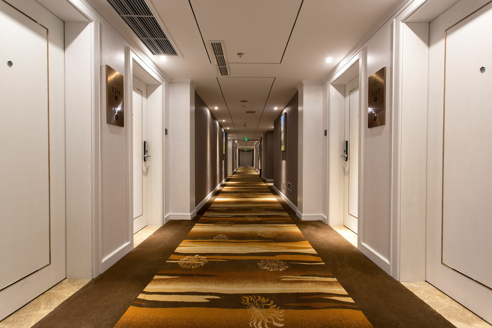 Zhufeng Hotel Чэнду Экстерьер фото